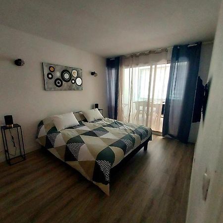 Appartement T3 Plein Centre Ville Le Lavandou Exterior photo